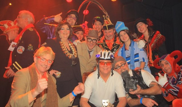 De deelnemers tijdens een eerdere prijsuitreiking.