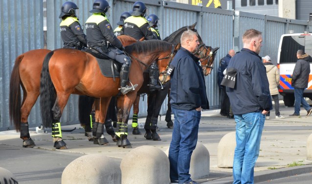 De politie moest hard ingrijpen na afloop van NAC-Willem II.
