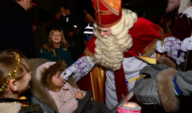 lampionnentocht-01-foto-christ-mous
