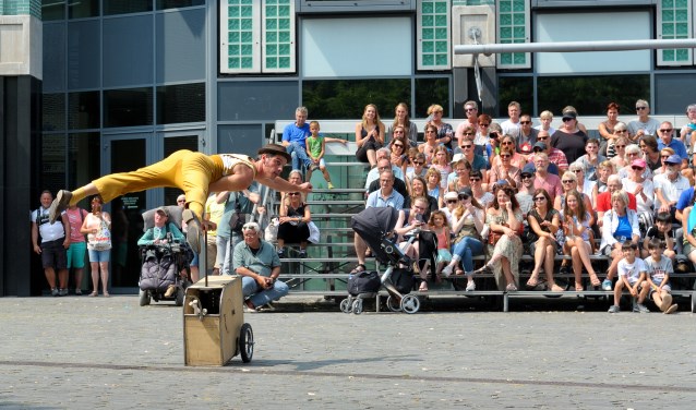 Evenementen, zoals Festival Onderstroom, trekken bezoekers naar de binnenstad. FOTO ANNET EEKMAN