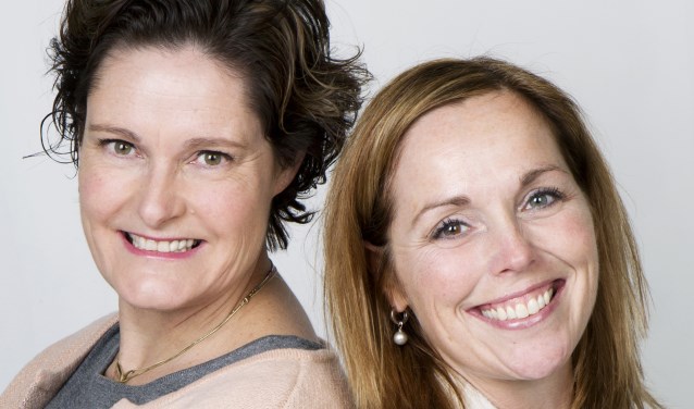 Sandra en Alice nemen alle tijd voor de klant.