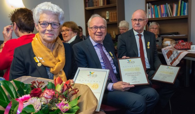 Vlnr: Naantje van den Broek (75) , Jan van Broekhoven (74) en Joop van Oosterhout (75).
