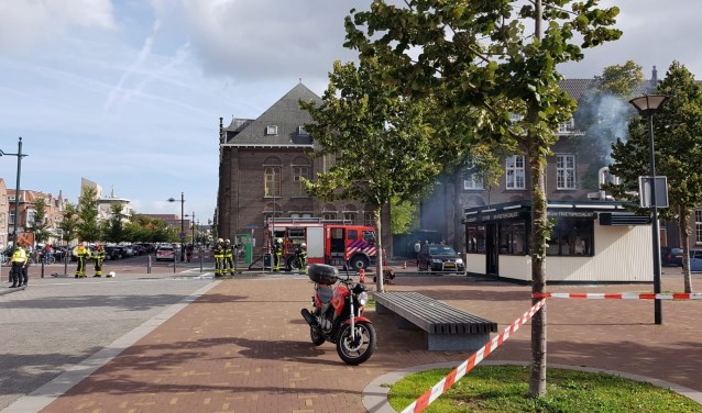 De friettent van De Fer in de brand.