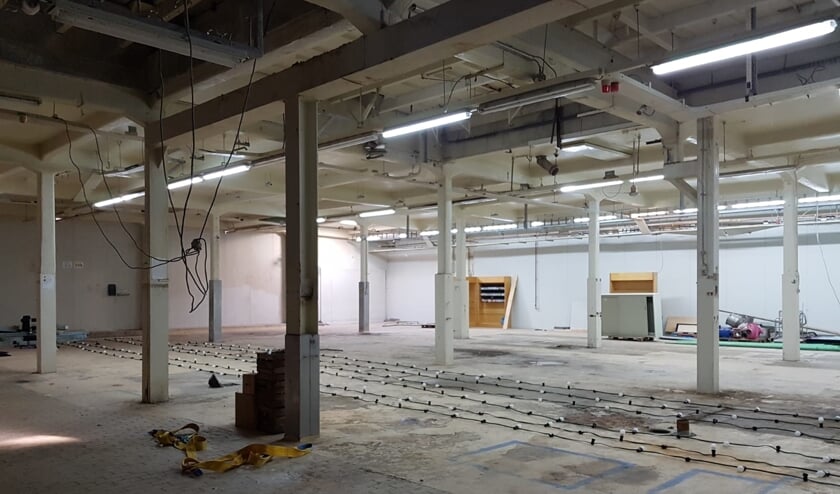 De fabriekshal waar straks de brouwerij komt