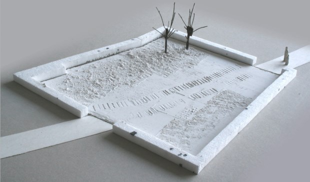 Een impressie van het kunstwerk. Het gaat vooral om de ‘sporen’ die worden uitgehakt op de plek van een al bestaand voetpad.