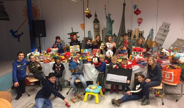 presentatie speelgoed door leerlingen
