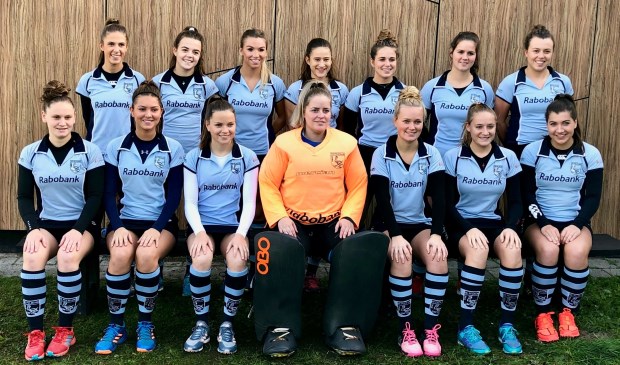 Dames 1 Hockeyteam Pelikaan