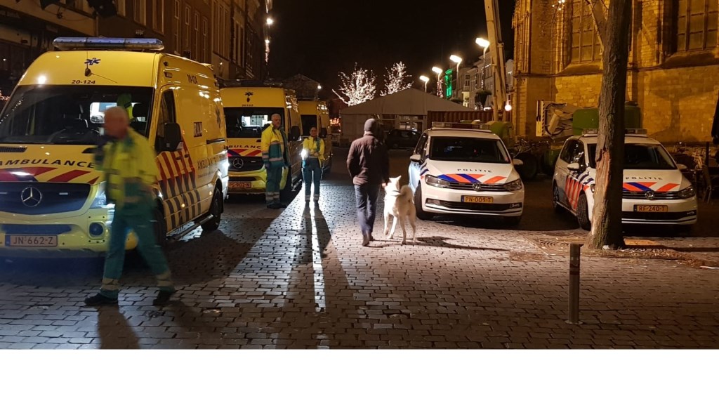 De politie heeft de Reigerstraat afgezet.