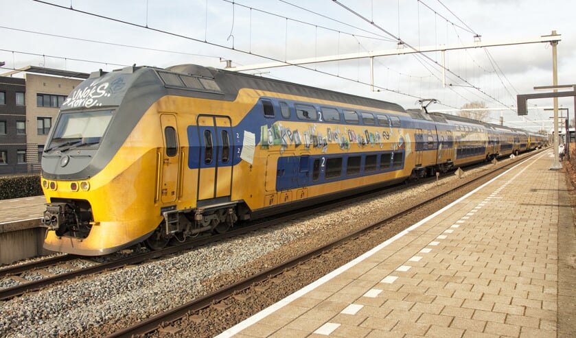 Update storing NS: problemen houden aan, geen treinen tot 20:00 uur