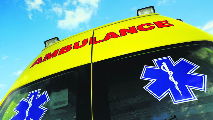 Gemeente Tholen reageert op vragen CDA over trage ambulances door wegafsluiting