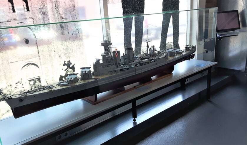 Schaalmodel van HMS Hood.