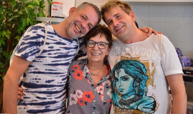 Hans, Jurgen en moeder Joke.
