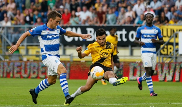 NAC won het thuisduel van De Graafschap met 3-0,