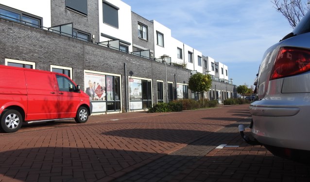 Deze bedrijfsruimtes staan al sinds de oplevering in 2013 leeg.