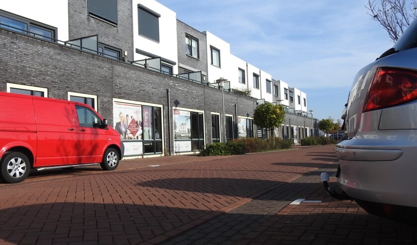 Deze bedrijfsruimtes staan al sinds de oplevering in 2013 leeg.