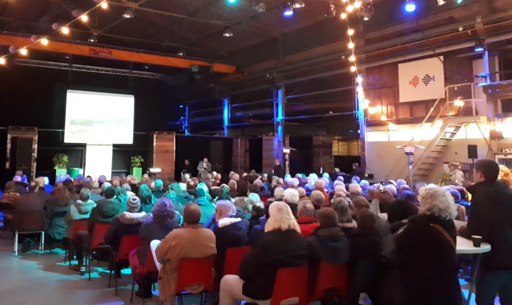 De Lasloods zit vol voor de bijeenkomst over het Nollebos.