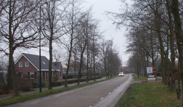 De gemeente wil af van ongeoorloofd gebruik van gemeentegrond aan de Attenlakenseweg.