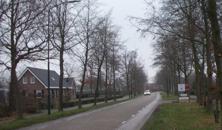 De gemeente wil af van ongeoorloofd gebruik van gemeentegrond aan de Attenlakenseweg.