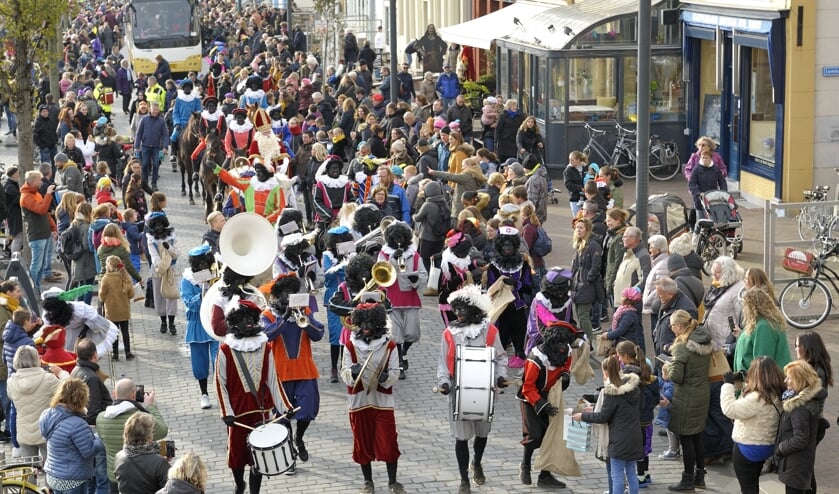 Zaterdag komt Sinterklaas aan!