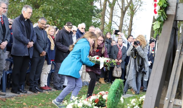 Indrukwekkende herdenking bevrijding Steenbergen en Welberg 3/11 - Internetbode