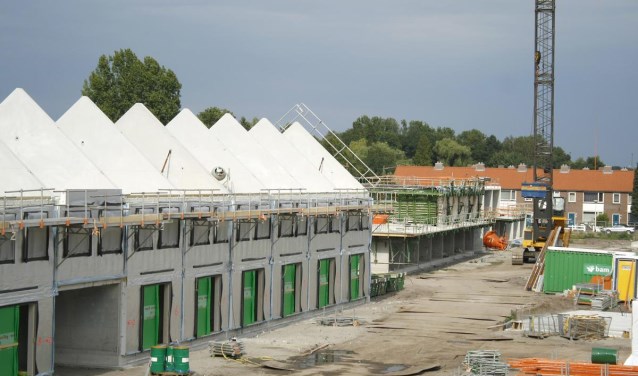 Om tot 6000 nieuwe woningen in vier jaar te komen, moeten bedrijventerreinen omgevormd worden tot woonbestemming.