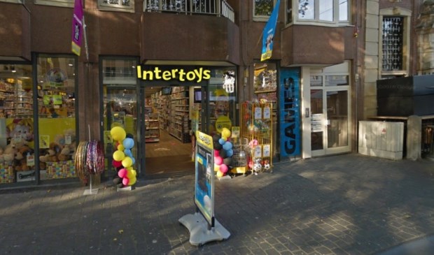 Intertoys.