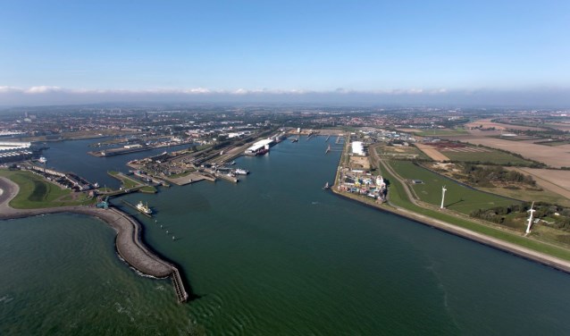Onder meer voor het werk in de havens verwacht de gemeente Vlissingen meer arbeidsmigranten.