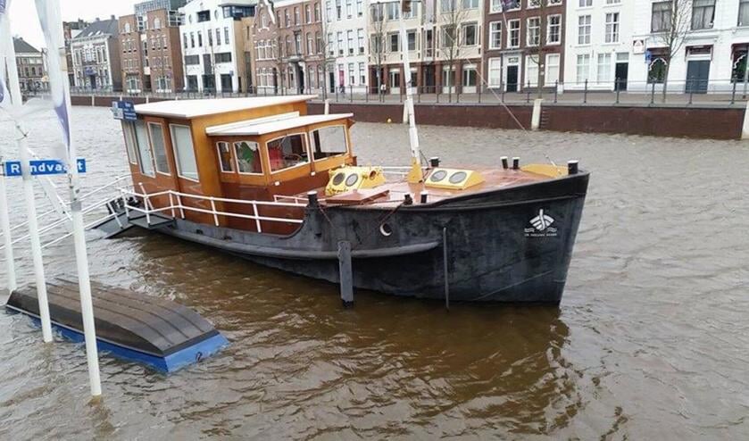Hoog water bedreigt kassaboot Haven