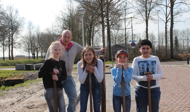 In 2018 vond de Boomfeestdag plaats in Dinteloord bij de Groen van Prinstererschool.
