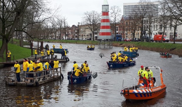 De directeuren visten van alles uit de singels.