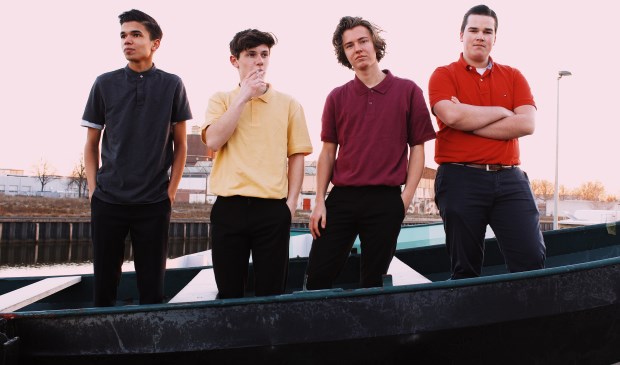 Frantic is een van de bands die op de POBparade speelt.