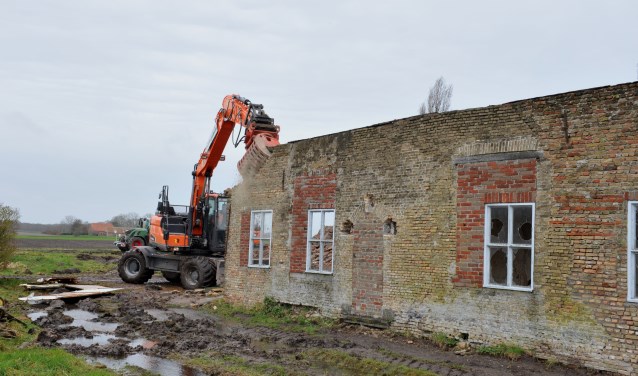De sloop van boerderij De Lantaarn uit 1669. FOTO STICHTING STADSARCHEOLOGIE