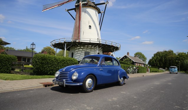 De Molentocht is een evenement van en voor liefhebbers van oldtimers.