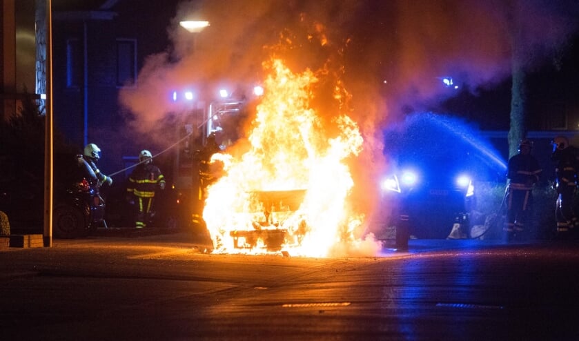 Van het bestelbusje in Sint Willebrord bleef niet veel over.