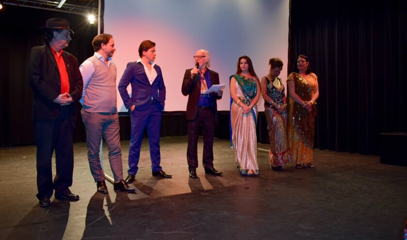 Bob Entrop tijdens de première van zijn laatste film over de Sinti.