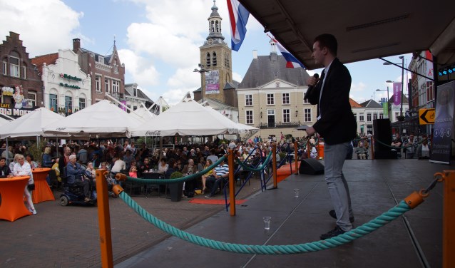 Het smartlappenfestival trekt ieder jaar weer veel bezoekers FOTO RENÉ BRUIJNINCX