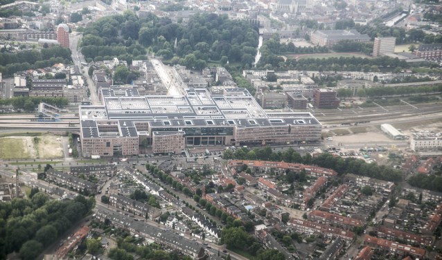 Belcrum, station Breda en park Valkenberg van boven