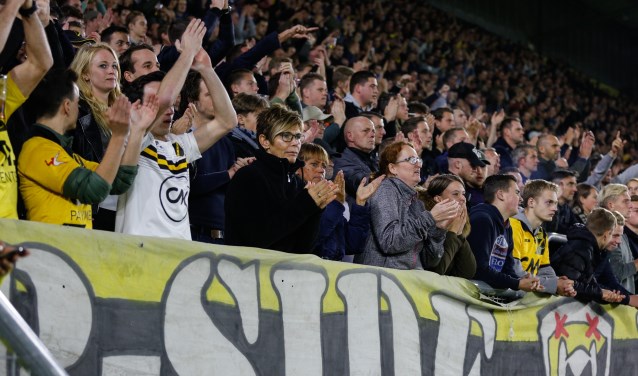De NAC aanhang toont haar trouw aan de club.