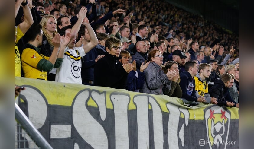 De NAC aanhang toont haar trouw aan de club.