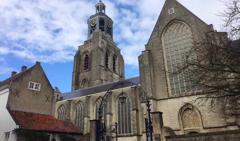 Het tochtportaal van de Gertrudiskerk is één van de vier genomineerden.