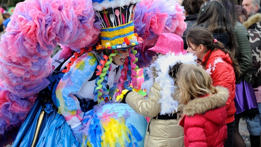 Primeur: Heinkenszand viert carnaval in Heilige Blasiuskerk