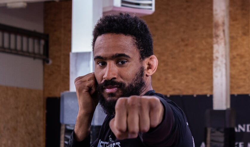 MMA-verchter Pieter Buist is de hoofdpersoon in een meerdelige online documentaire, gemaakt door BredaVandaag en Rocketfilms.