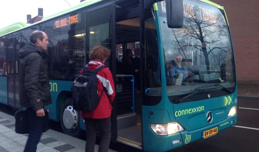 Veere laat drie bushaltes toegankelijk maken voor mensen met beperking 