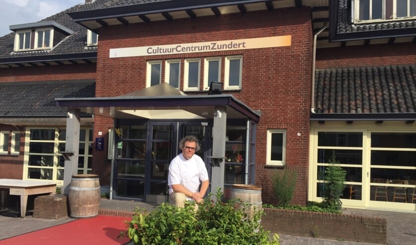 Ondernemer Peter Kesseler voor het CultuurCentrum Zundert.