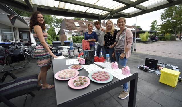 Garagesale in Noordhoek voor goed doel - Internetbode