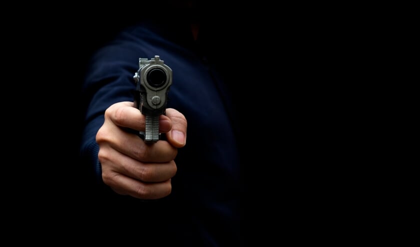 Arrestatie en vuurwapen in beslag genomen na doorzoeken woning aan de Bonenburg