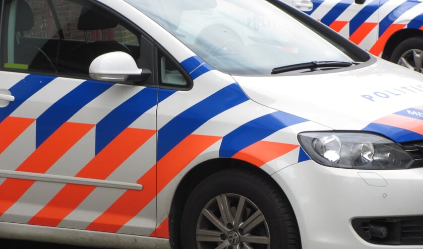 Winkel aan Spanjaardstraat overvallen: dader vlucht in grijze Opel Zafira met Belgisch kenteken