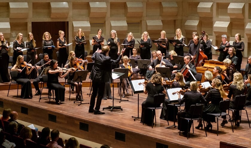 Concert Ars Musica en Klaartje van Veldhoven: Op de schouders van Haydn
