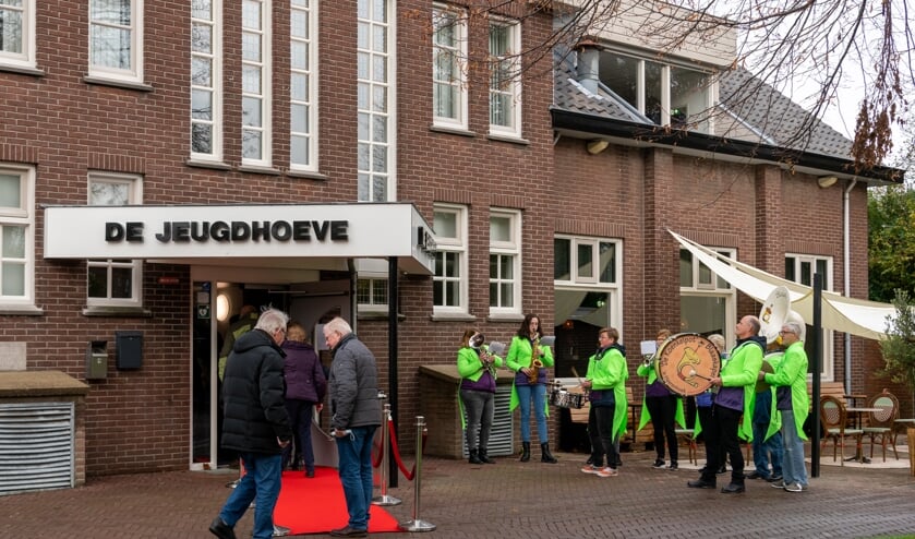 ‘s-Heerenhoek viert heropening De Jeugdhoeve
