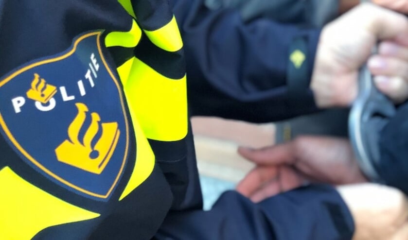 Politie vindt vuurwapen en pakt 3 Vlissingers op